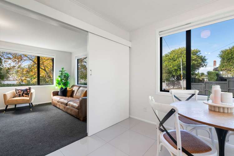 1/51 Knightsbridge Drive Forrest Hill_8