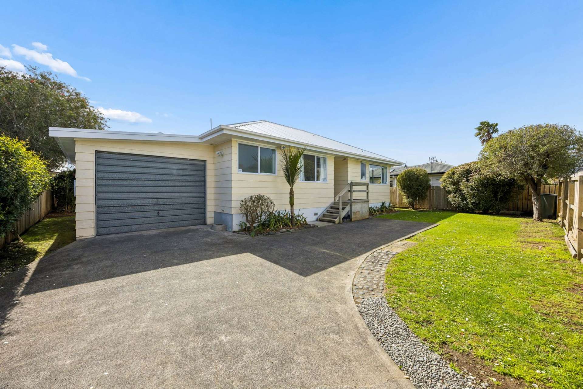 5A Stokes Avenue Te Atatu Peninsula_0