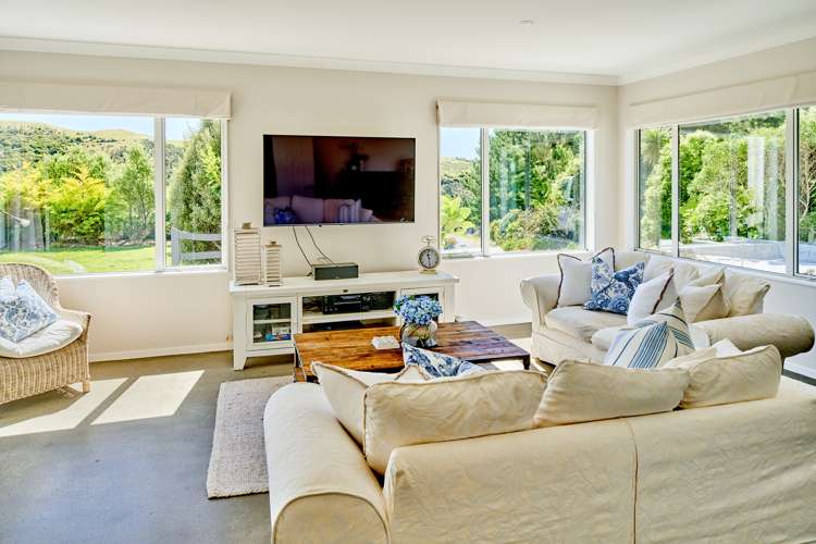 199 Harris Road Judgeford_11