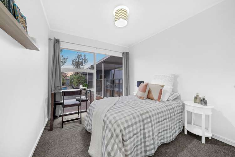 5 Frank Place Hill Park_18