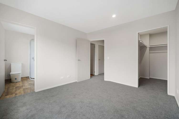 2/70 Clevedon Road Papakura_8