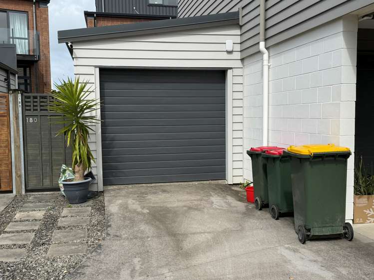 180 Hobsonville Point Road Hobsonville_26