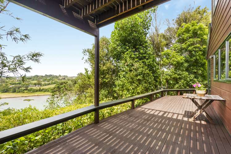 45 Pohutukawa Avenue Cockle Bay_24