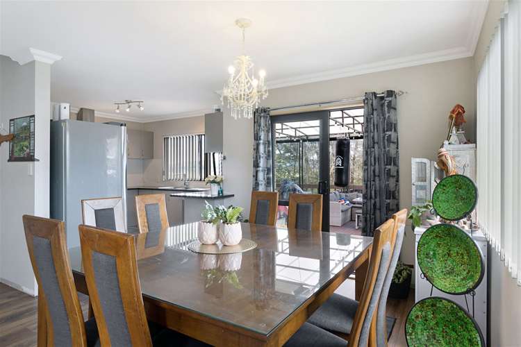 24 Gordon Stanley Drive Massey_5