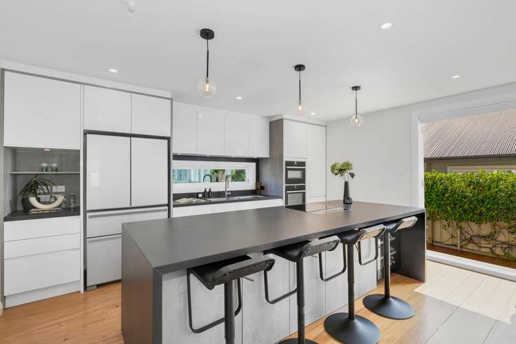 6 Walford Road Point Chevalier_0