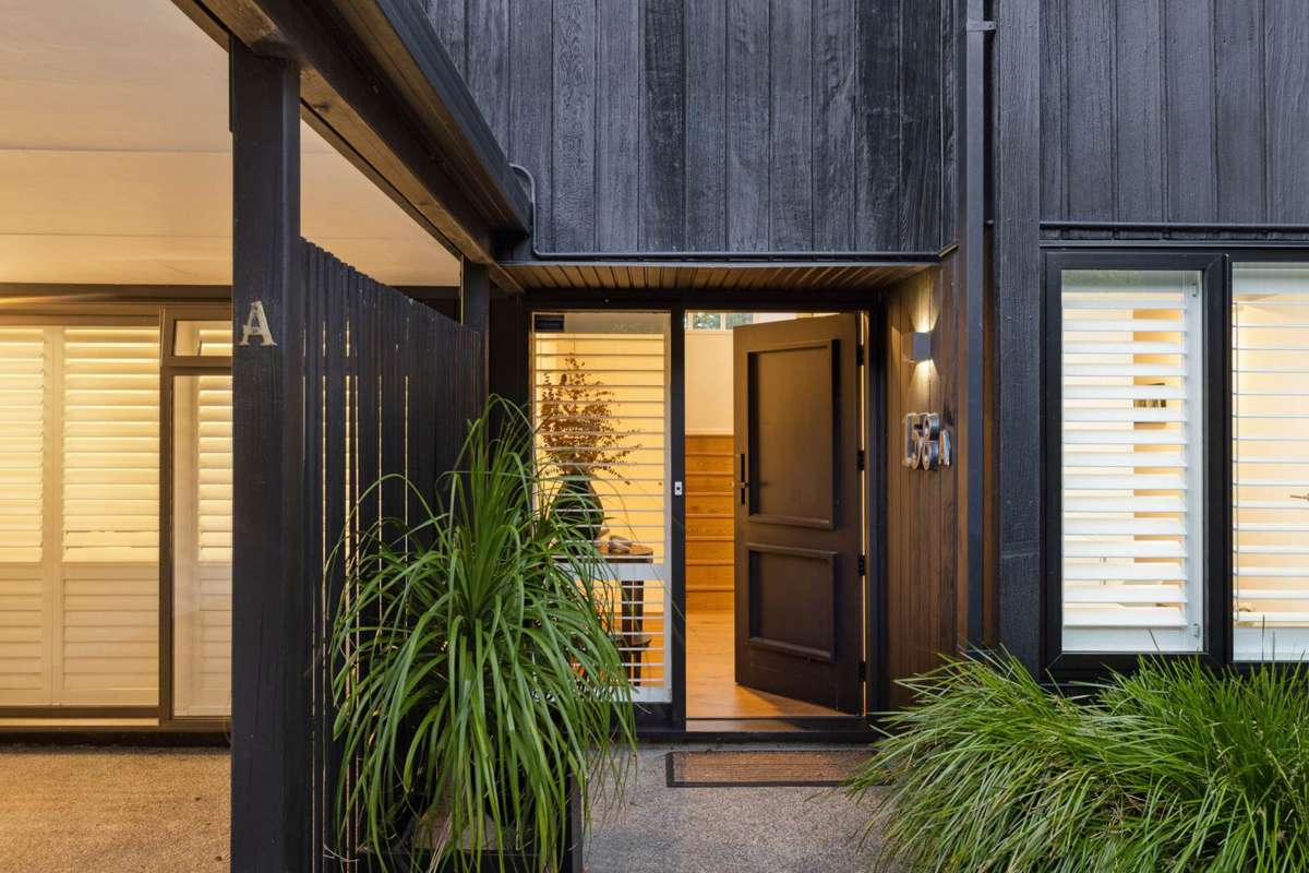 158A Paritai Drive_1