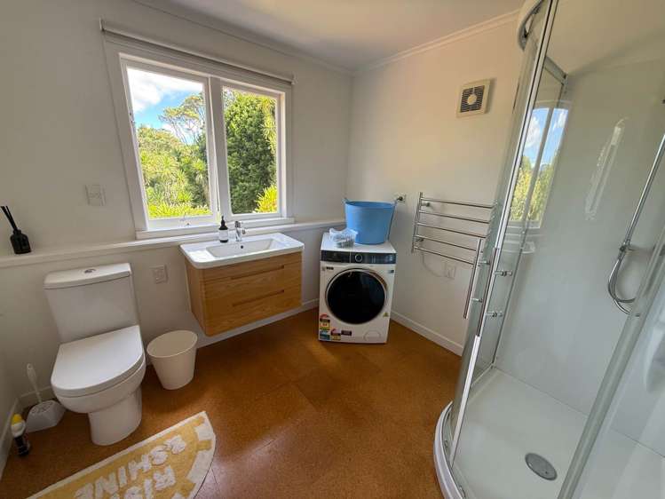 8 Highland Avenue Titirangi_8