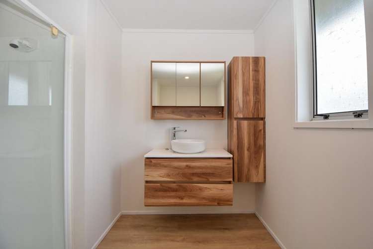 7A Moore Crescent Carterton_15