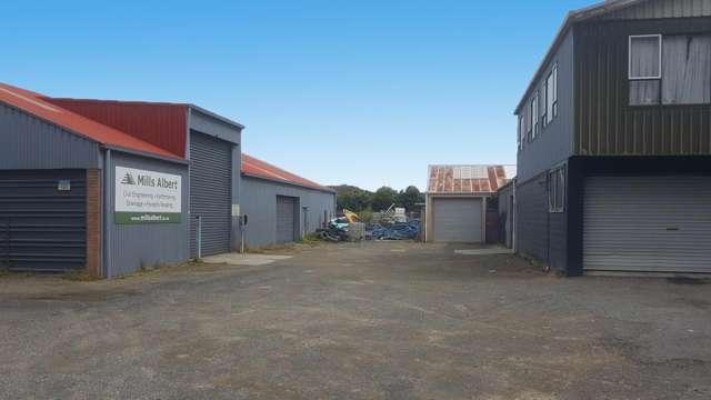 Unit 2/143 Matai Road Raumati Beach_2