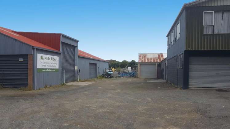Unit 2/143 Matai Road Raumati Beach_2