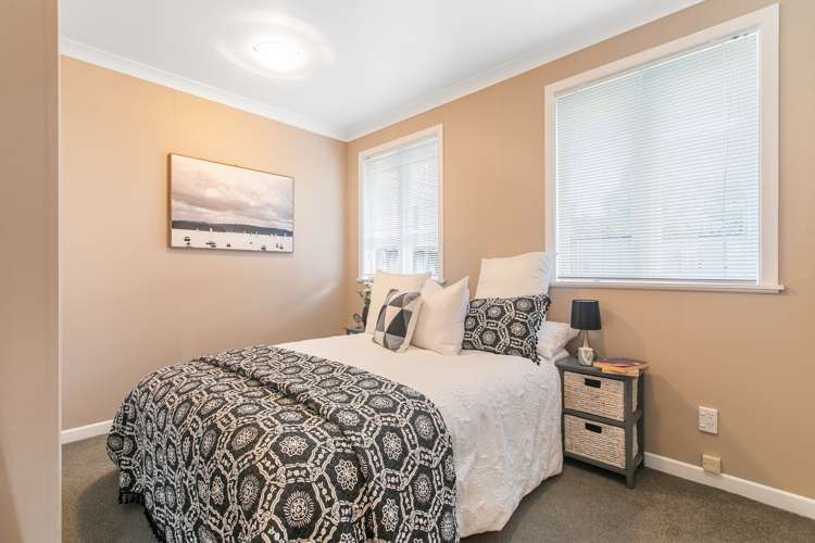 104 Titirangi Road New Lynn_11