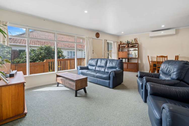 33 Fruitvale Road New Lynn_5