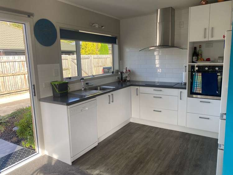 1/110 Nile Street Nelson_2