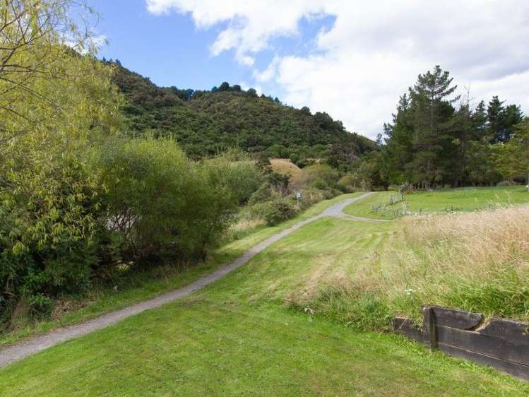 89 Gemstone Drive Birchville_16