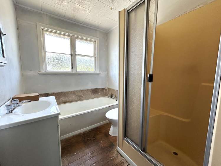 49 Fitzgerald Street Cobden_9