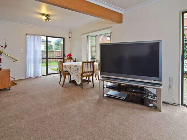 2/100 Marua Road Ellerslie_1