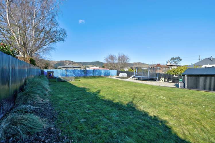 2 York Street Tapanui_24