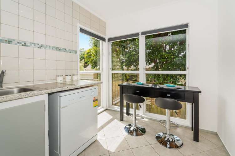 73 Vandeleur Avenue Birkdale_20