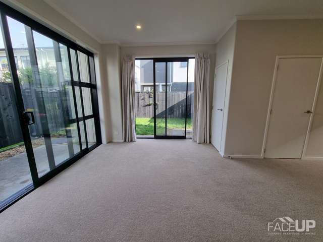 24 Sacred Kingfisher Road Hobsonville_2