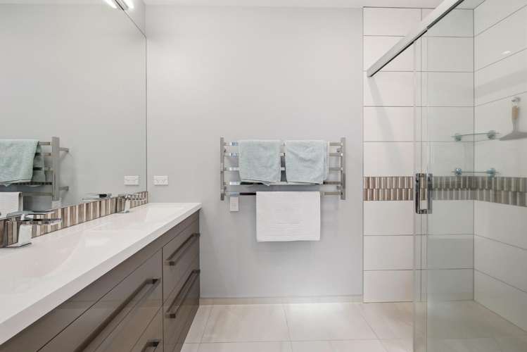 24 Coast Boulevard Papamoa_17