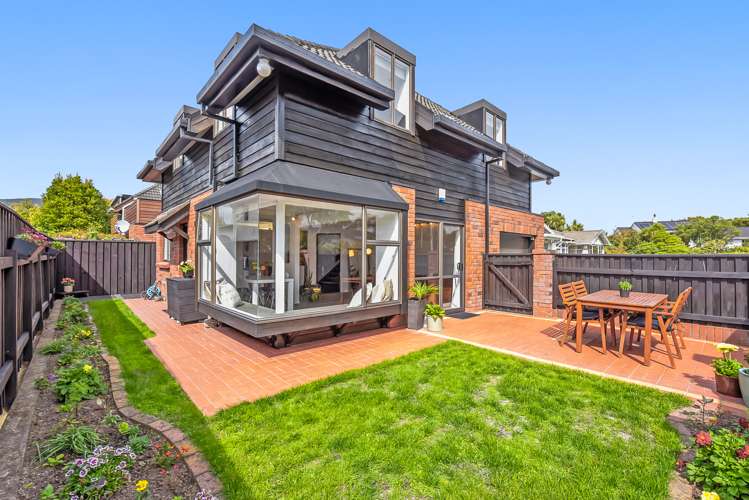 9 Colin Grove Lower Hutt_16