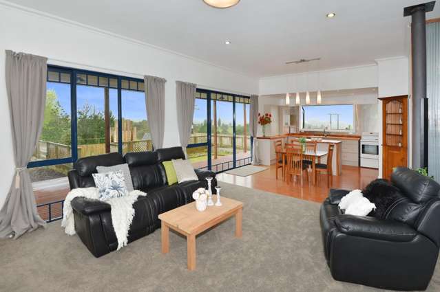 2775 Paparoa-Oakleigh Road Paparoa_1