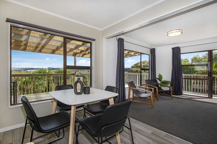 56 Raumati Crescent Onerahi_6