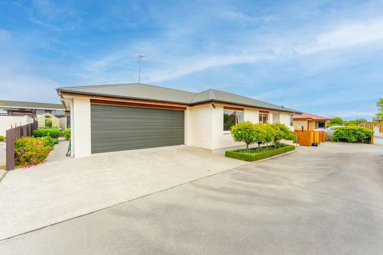 2B Chateau Close Gleniti_0