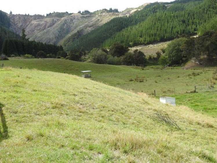 84 Peakes Road Wairau Valley_17