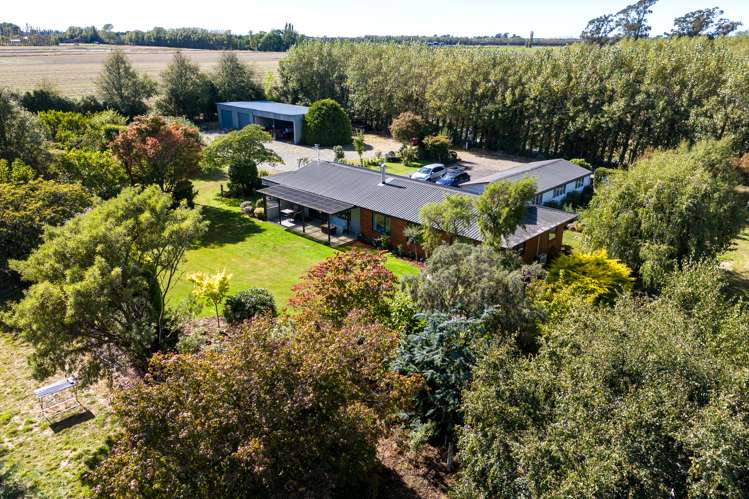 65 Beach Road East Elgin_0