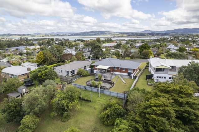 14 Tainui Street Onerahi_2