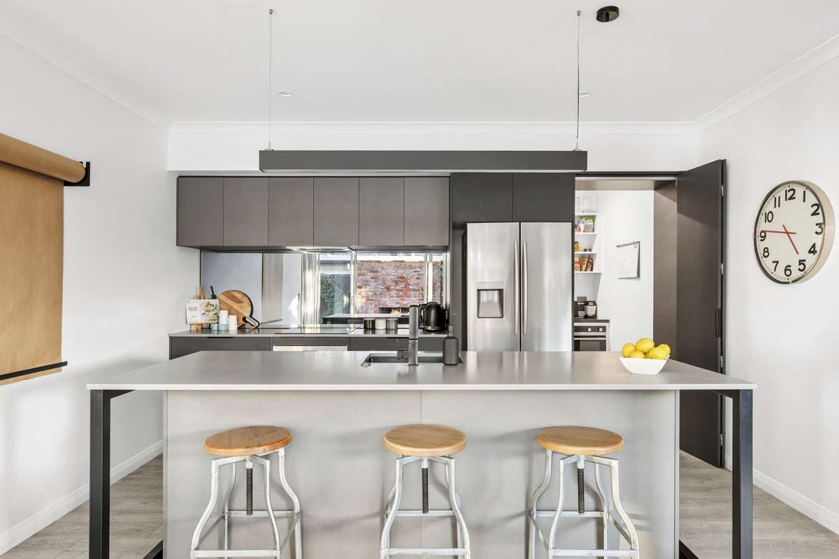 8 Richards Street_5