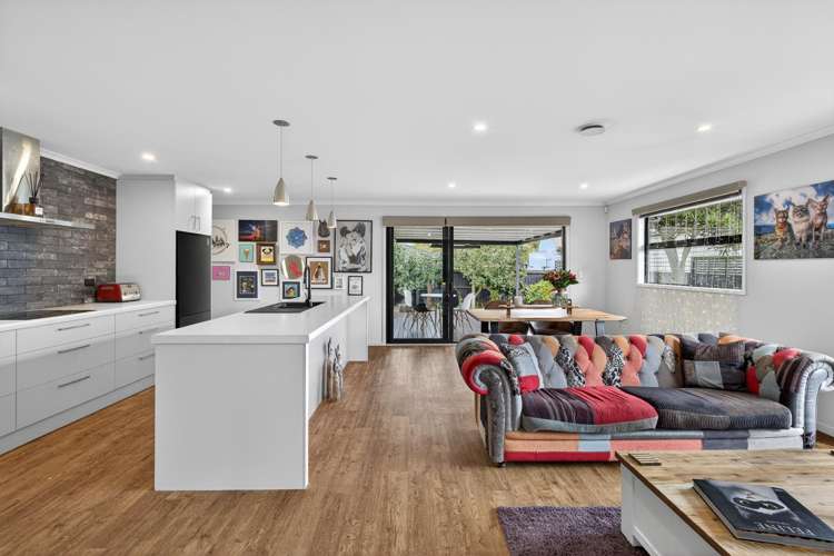 89 Halberg Street Dallington_1