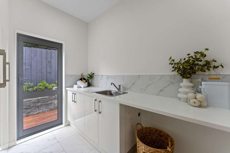 10b Rutherford Terrace Meadowbank_12