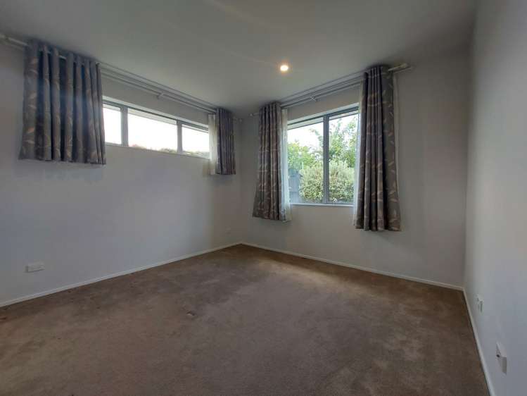 28 Jelas Drive Riverhead_8