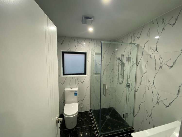 8 Kakaho Way Papatoetoe_10