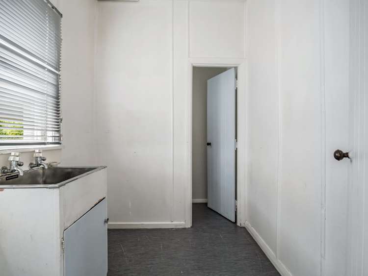 9B Worcester Street West End_16