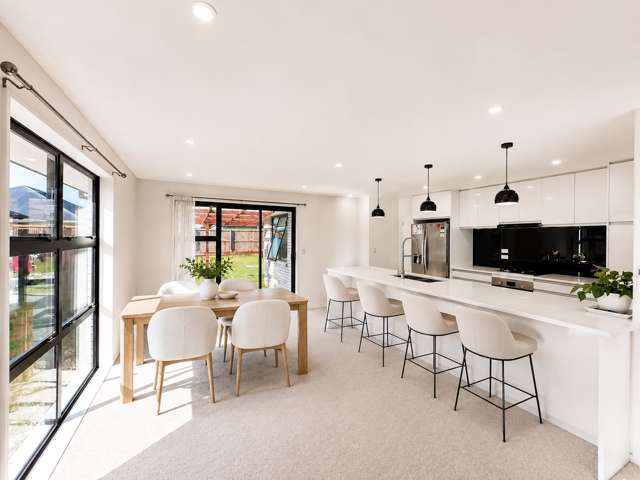 5 Dahlia Drive Wigram_4