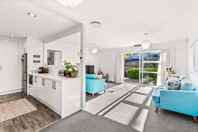 1/31 Captain Scott Road Glen Eden_3