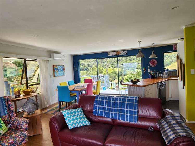 1112 Colville Road_5