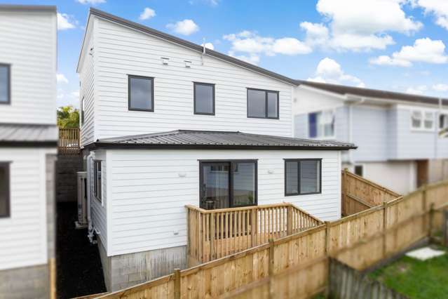 10A Helleur Road Massey_2