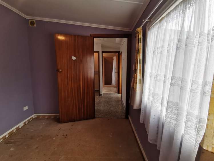 124 Davie Street Hokitika_16