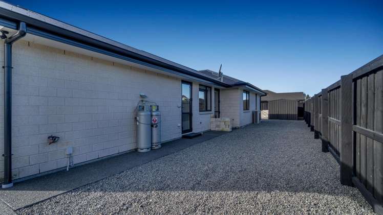 7 Merino Crescent Amberley_24