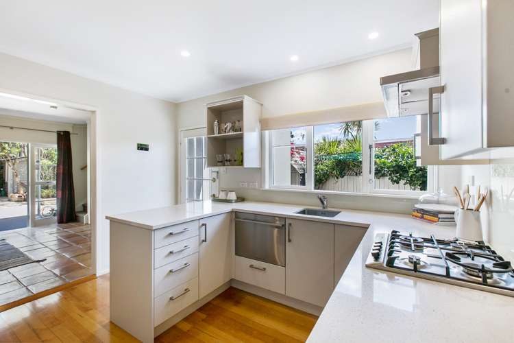 23a Seaview Avenue Te Puru_7