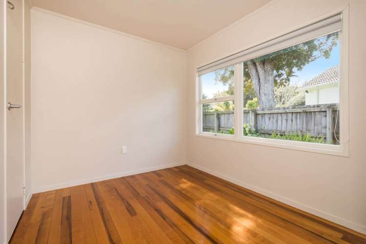 53 Stanaway Street Hillcrest_9