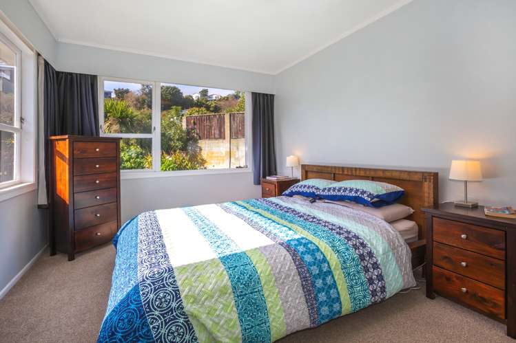 9 Brora Crescent Papakowhai_11