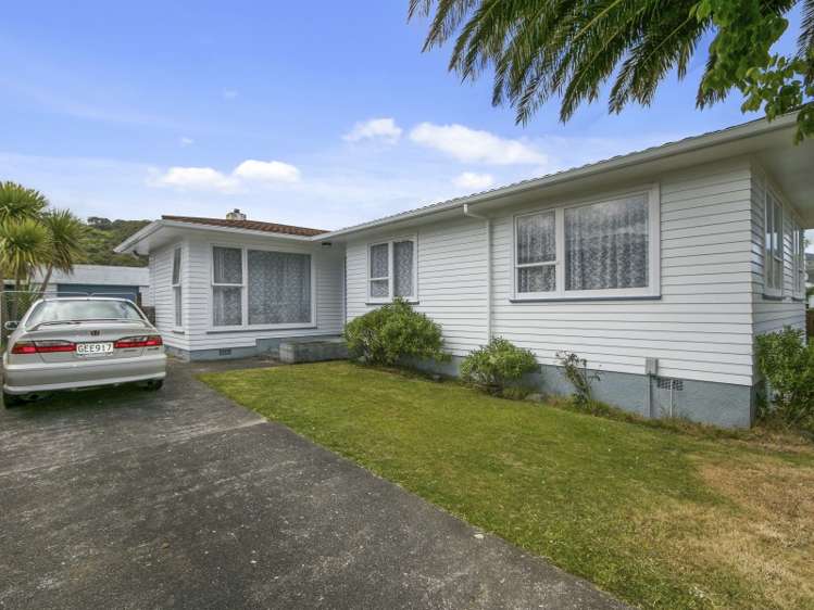 44 Momona Street Wainuiomata_17