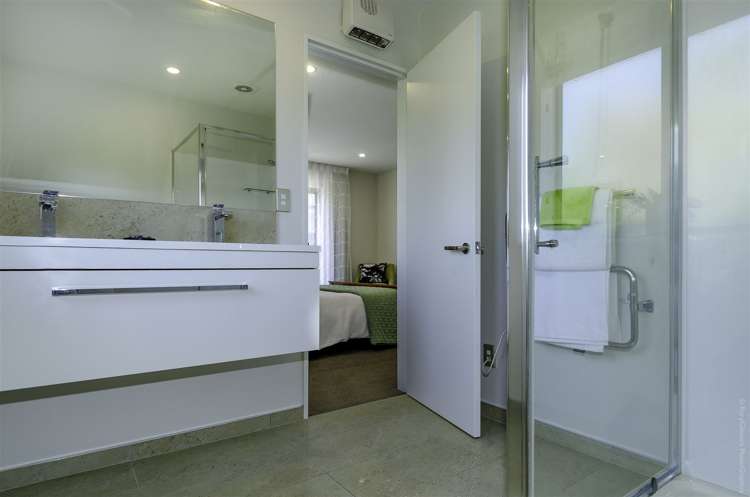 21 Eastfield Drive Lincoln_15