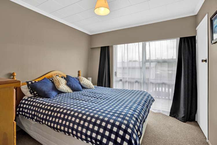 14 Kowhai Street Inglewood_12