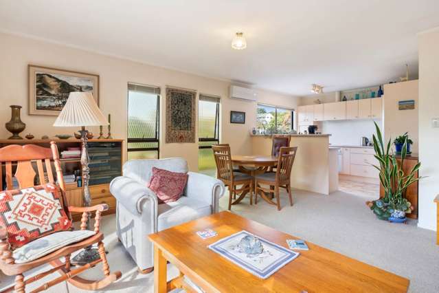 1/32 Scarlock Avenue Browns Bay_4